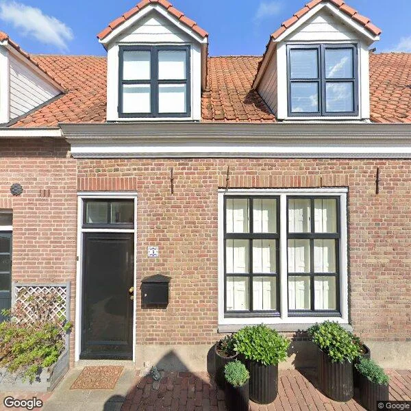 Straatbeeld van Walstraat 5, 4791JC Klundert