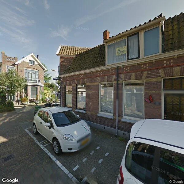 Straatbeeld van Warmoesstraat 105, 1521CM Wormerveer