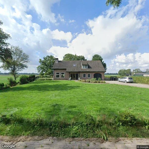 Straatbeeld van Waspikse weg 25, 5109PE 's Gravenmoer