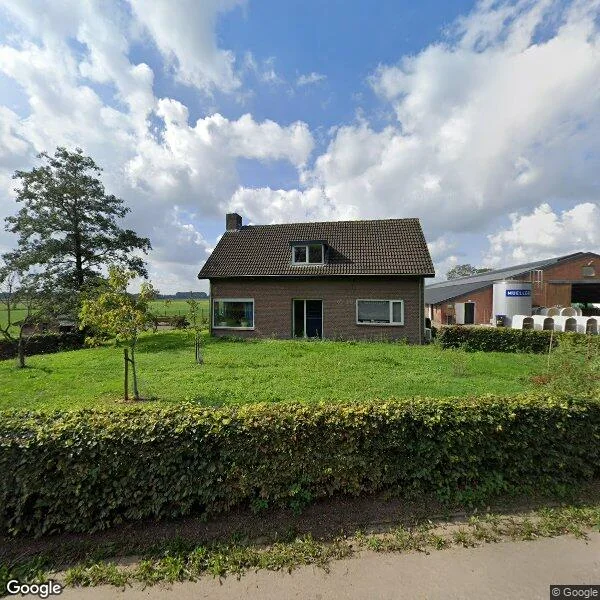Straatbeeld van Waspikse weg 27, 5109PE 's Gravenmoer
