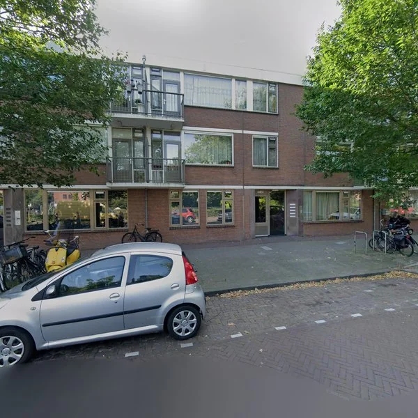 Straatbeeld van Waterloostraat 16, 2515HV Den Haag