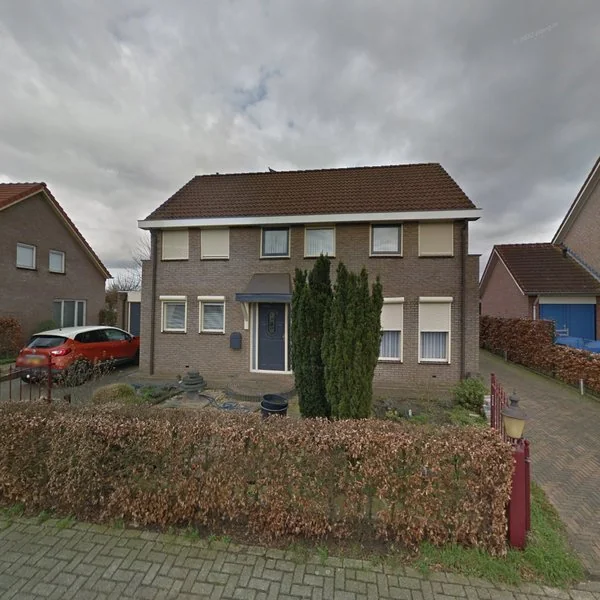 Straatbeeld van Weem 24, 6675EB Valburg