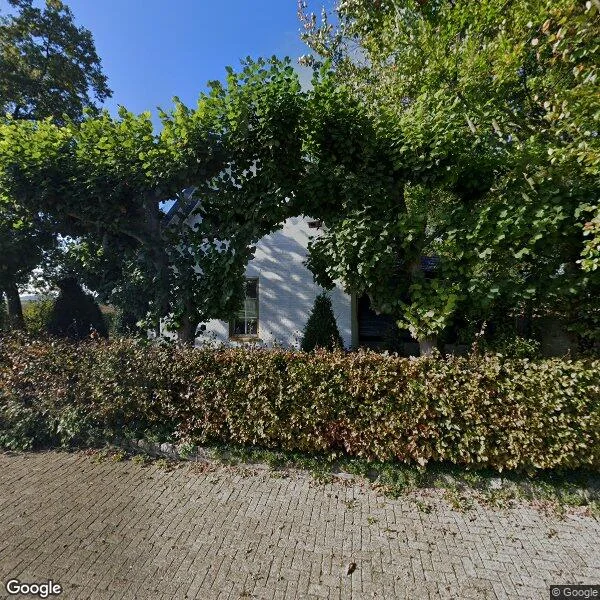 Straatbeeld van Weeresteinweg 2, 4251NW Werkendam