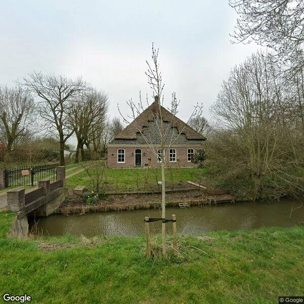 Straatbeeld van Weereweg 73, 1732LK Lutjewinkel