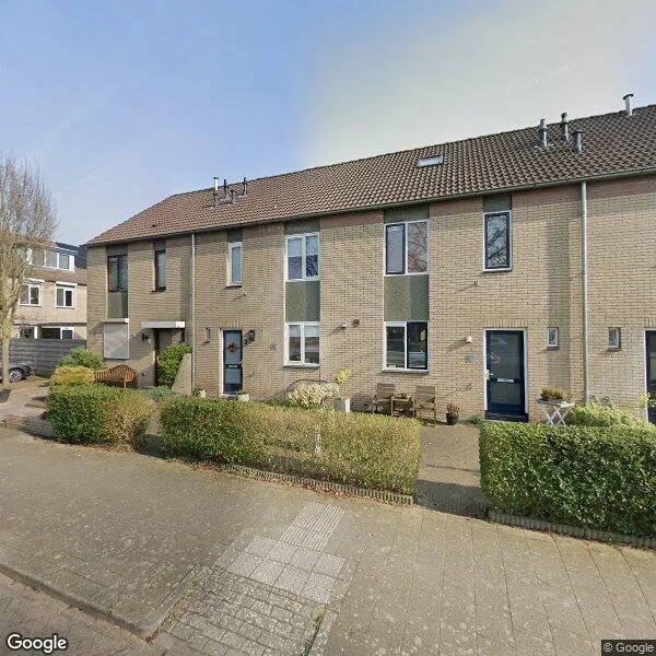 Straatbeeld van Weidesteenlaan 3, 8042NX Zwolle