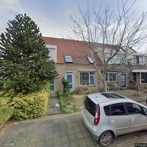 Straatbeeld van West Weer 7, 1151GA Broek in Waterland