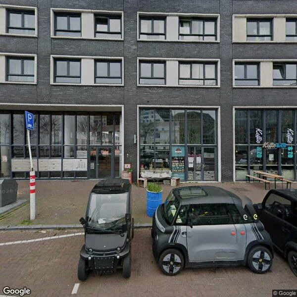 Straatbeeld van Westerdoksdijk 125, 1013AD Amsterdam