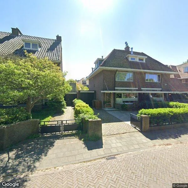 Straatbeeld van Westerlookade 2, 2271GA Voorburg