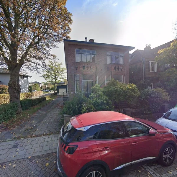 Straatbeeld van Westvlietweg 30, 2491EC Den Haag