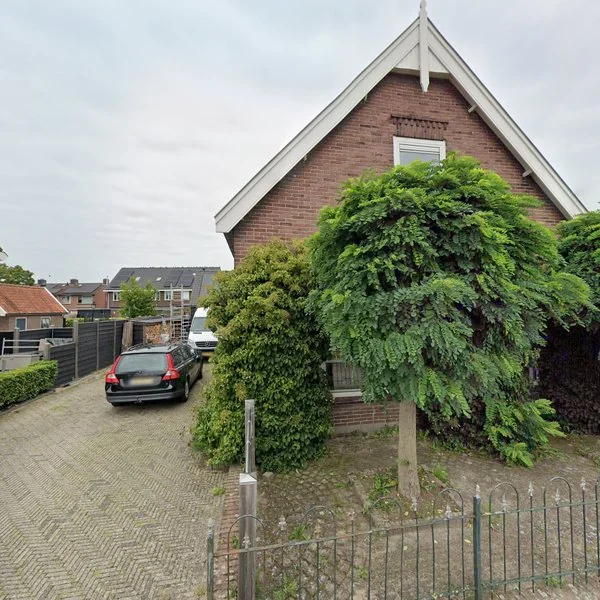 Straatbeeld van Weteringstraat 37, 3372CR Hardinxveld-Giessendam