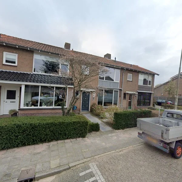 Straatbeeld van Wethouder Twaalfhovenstraat 9, 1911HB Uitgeest