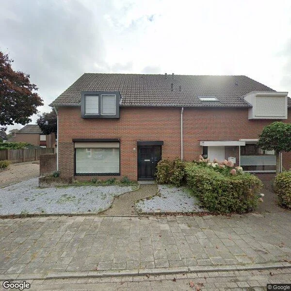 Straatbeeld van Weversweg 3, 5988AN Helden