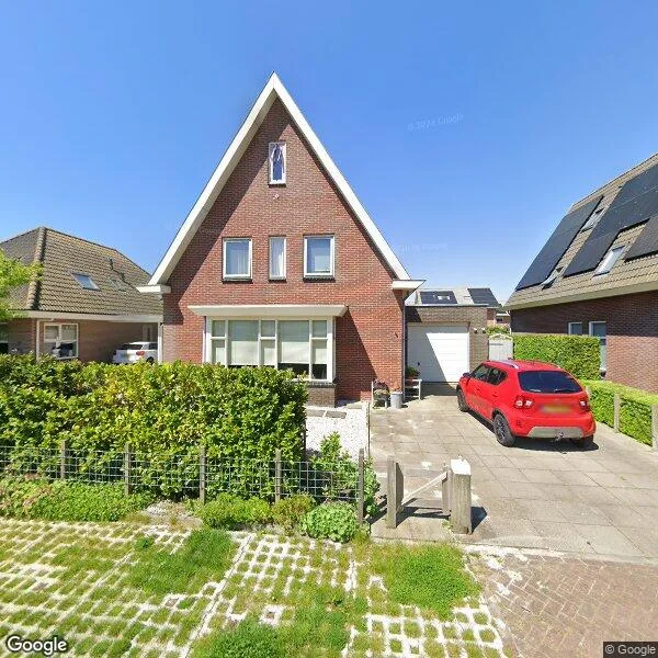 Straatbeeld van Wieger van Brugstrjitte 12, 8711LL Workum