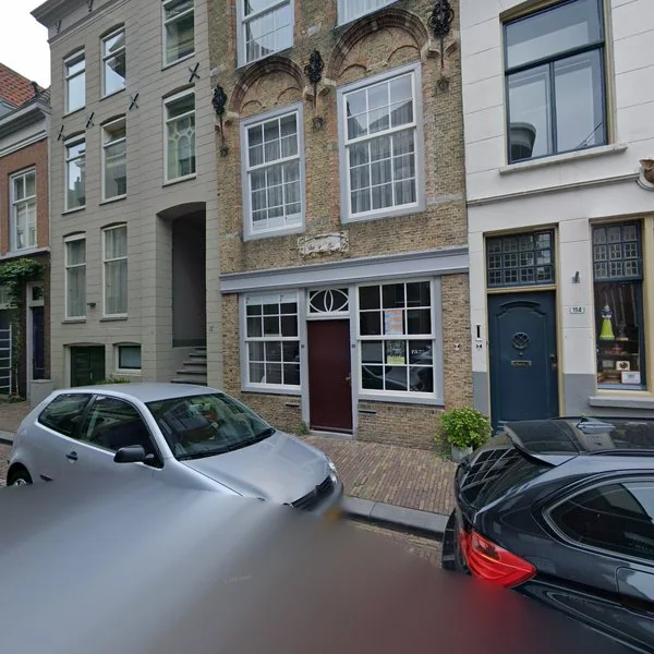 Straatbeeld van Wijnstraat 108A, 3311BX Dordrecht