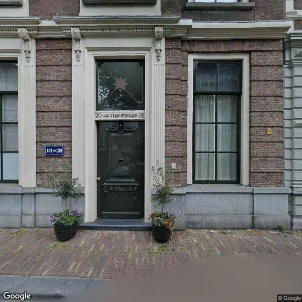 Straatbeeld van Wijnstraat 131, 3311BV Dordrecht