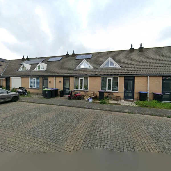 Straatbeeld van Wilhelmina Bladergroenstraat 17, 3207TA Spijkenisse