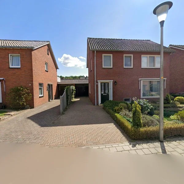 Straatbeeld van Willem Wegewartstraat 15, 7591TZ Denekamp