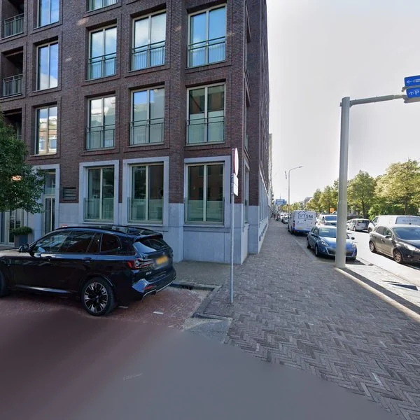 Straatbeeld van Willemstraat 140, 2514HN Den Haag