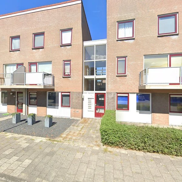 Straatbeeld van Wim Sonneveldstraat 68, 5144ZS Waalwijk