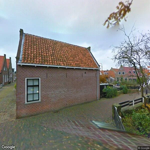 Straatbeeld van Wipbrugsteeg 2, 8713KT Hindeloopen
