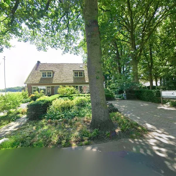 Straatbeeld van Wolvegasterweg 41, 8421PS Oldeberkoop