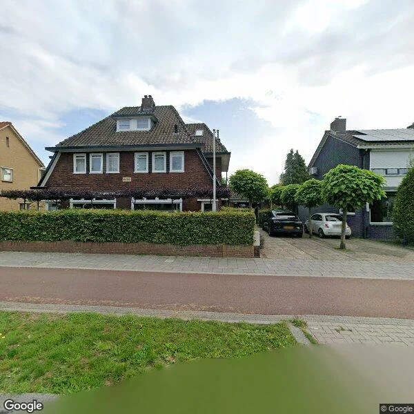 Straatbeeld van Woolderesweg 80, 7555LB Hengelo