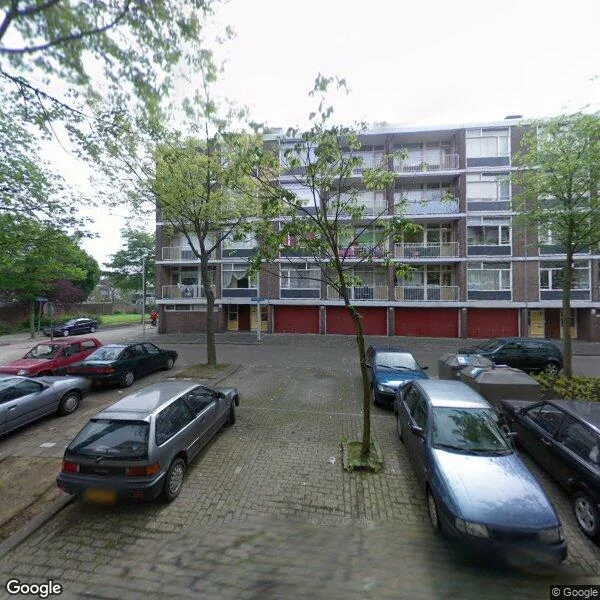 Straatbeeld van Yersekestraat 38, 3086SG Rotterdam