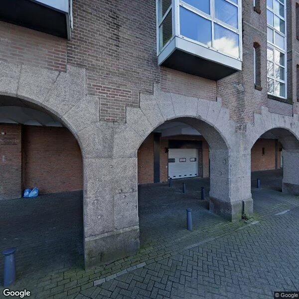 Straatbeeld van Zeeburgerkade 120, 1019HH Amsterdam