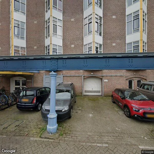 Straatbeeld van Zeeburgerkade 190, 1019HJ Amsterdam