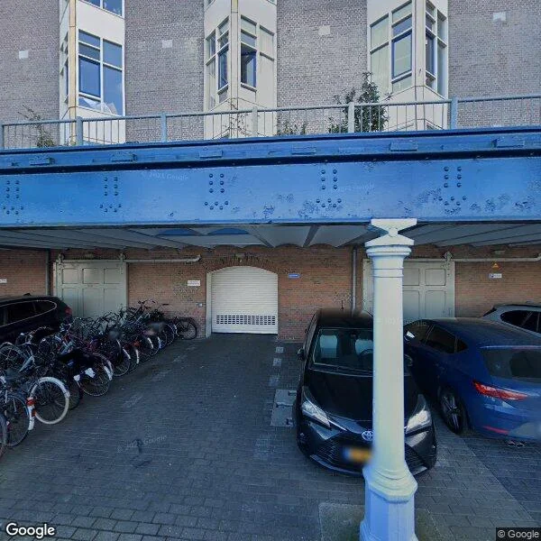 Straatbeeld van Zeeburgerkade 678, 1019HS Amsterdam