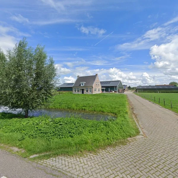 Straatbeeld van Zeemansweg 2, 2971XH Bleskensgraaf ca