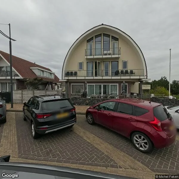 Straatbeeld van Zeeweg 2, 1865AC Bergen aan Zee