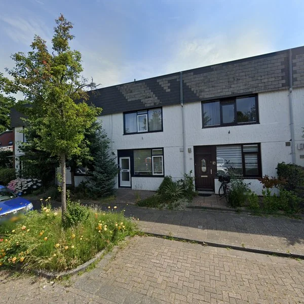 Straatbeeld van Zeewinde 100, 2403GJ Alphen aan den Rijn