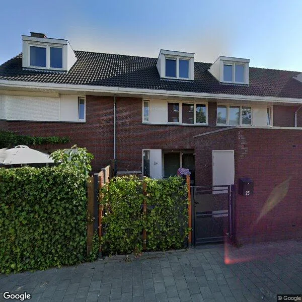 Straatbeeld van Zeldenrustlaan 25, 4941MB Raamsdonksveer