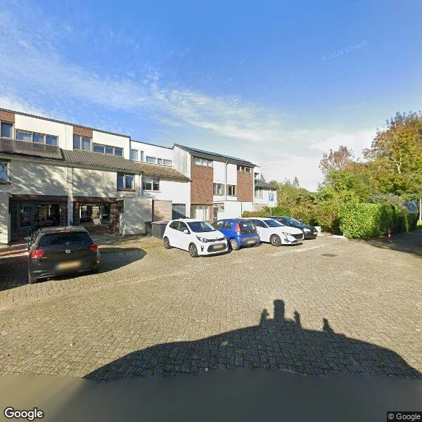 Straatbeeld van Zesde Haren 48, 5233CP Den Bosch