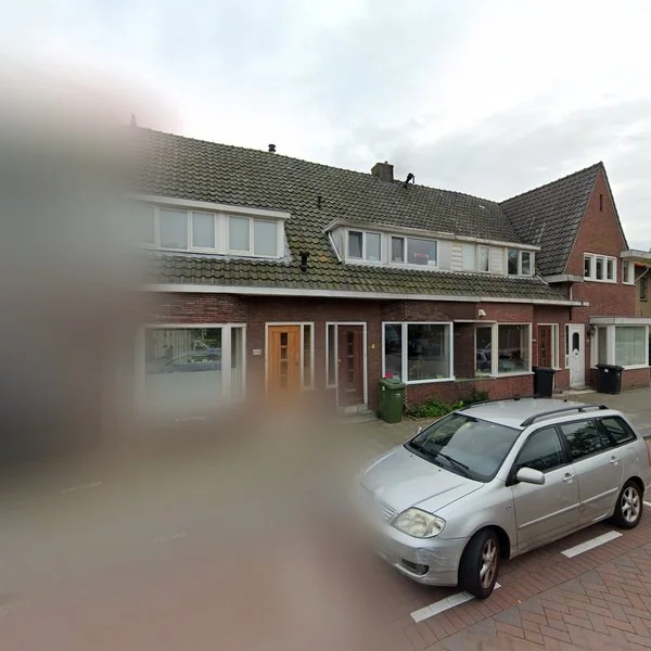 Straatbeeld van Zestienhovensekade 258, 3043KX Rotterdam