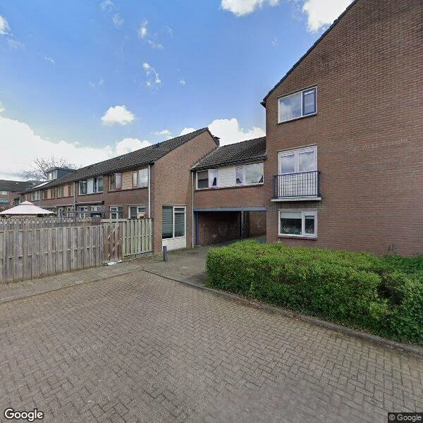 Straatbeeld van Zichtweg 73, 7335AX Apeldoorn