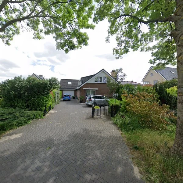Straatbeeld van Zoomweg 1, 3221LR Hellevoetsluis