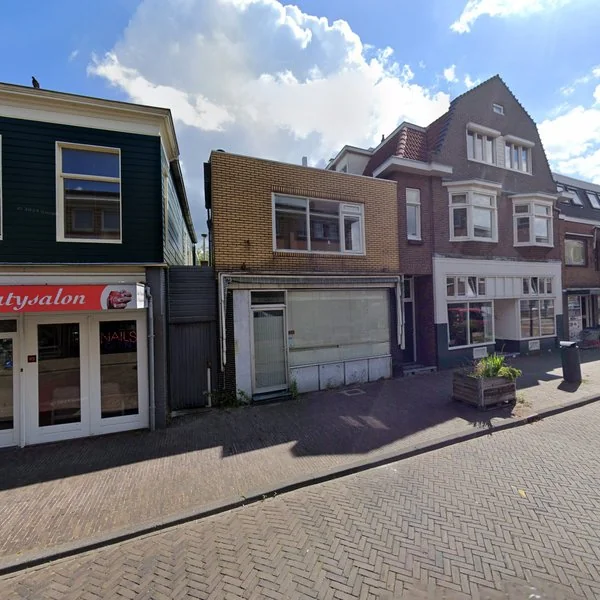 Straatbeeld van Zuiddijk 97, 1501CD Zaandam