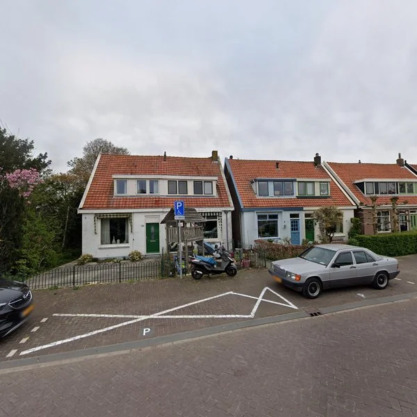 Straatbeeld van Zuideinde 116, 1551EL Westzaan
