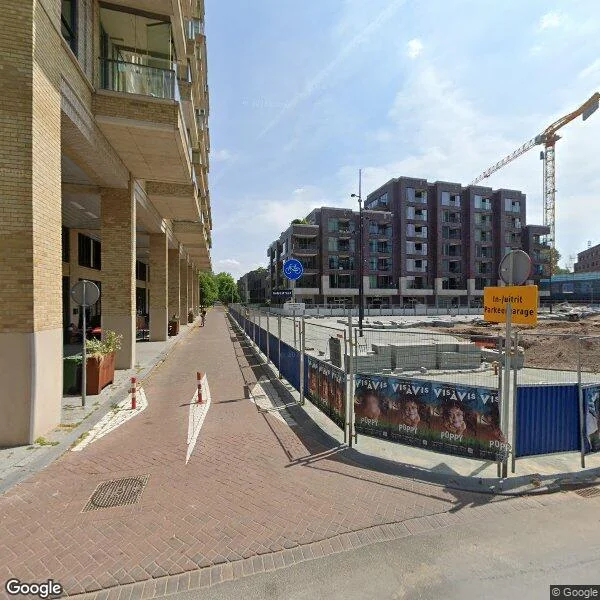 Straatbeeld van Zuidelijke Wandelweg 135, 1079RK Amsterdam