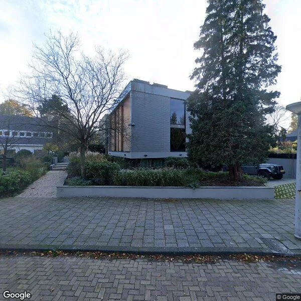 Straatbeeld van Zuidelijke Wandelweg 33, 1079RK Amsterdam