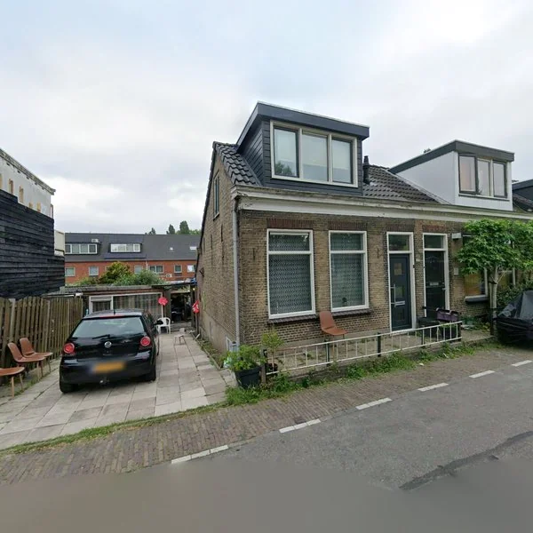 Straatbeeld van Zuidendijk 273, 3317NP Dordrecht