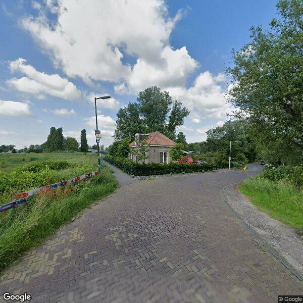 Straatbeeld van Zuider IJdijk 24, 1095KN Amsterdam
