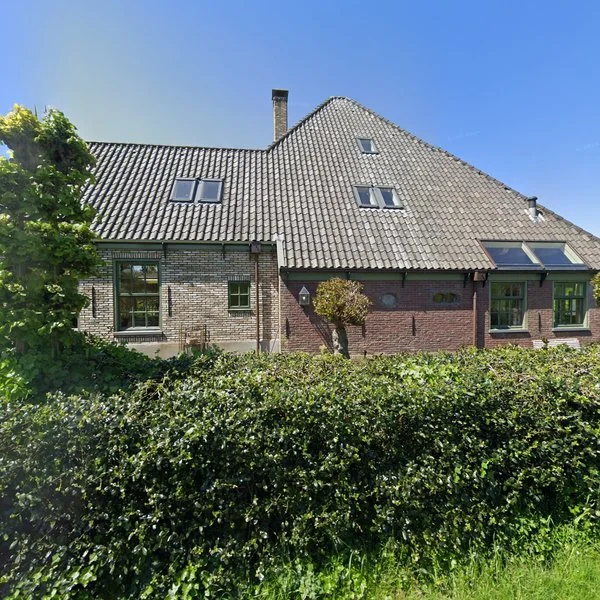 Straatbeeld van Zuiderdijk 10, 1606ME Venhuizen