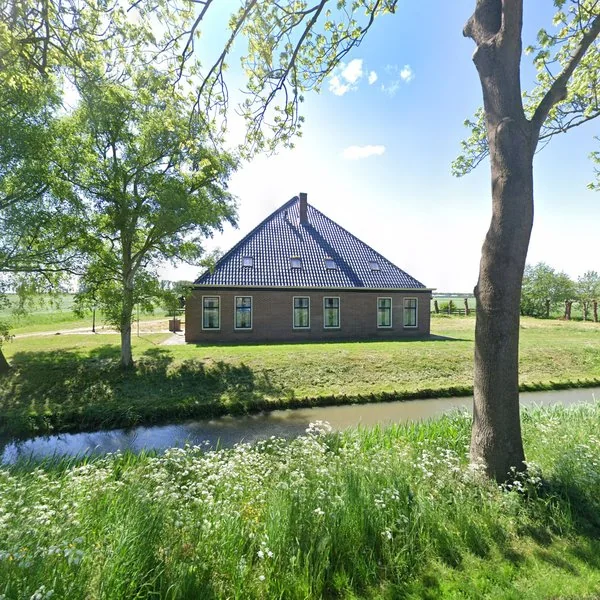 Straatbeeld van Zuiderweg 10, 1464GA Westbeemster