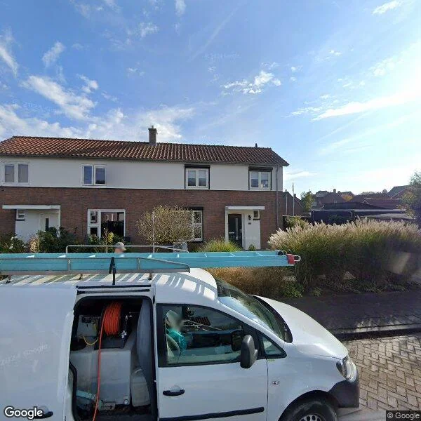 Straatbeeld van Zuideveldlaan 25, 4271XC Dussen