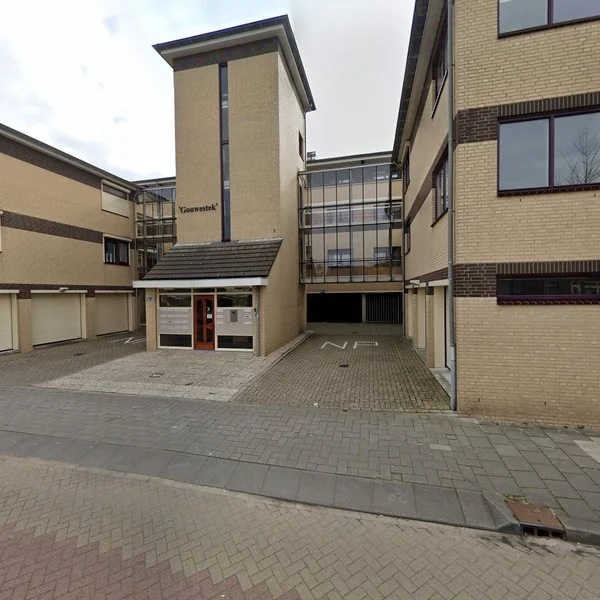 Straatbeeld van Zuidkade 84, 2771DP Boskoop