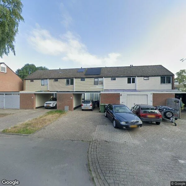 Straatbeeld van Zuidlaarderbrink 300, 7812GM Emmen