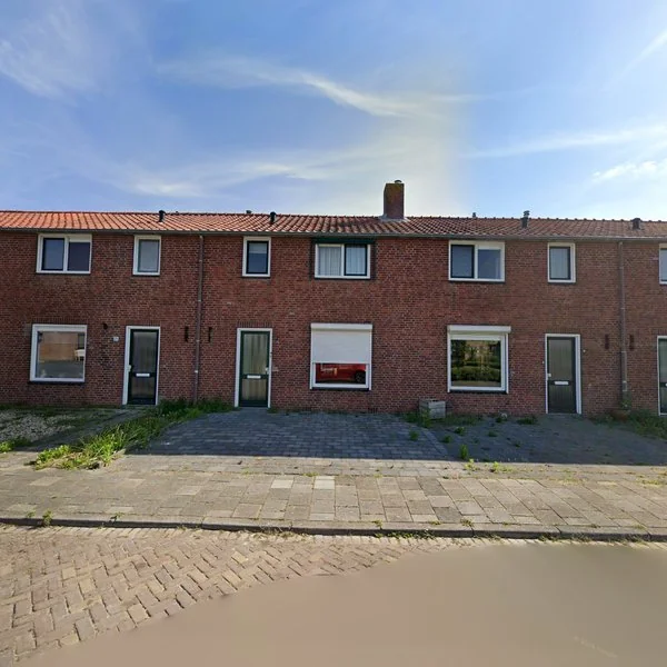 Straatbeeld van Zuidstraat 27, 4697CS Sint-Annaland